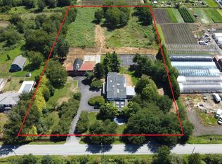 10520 Sidaway Rd, Richmond, BC V6W1C4