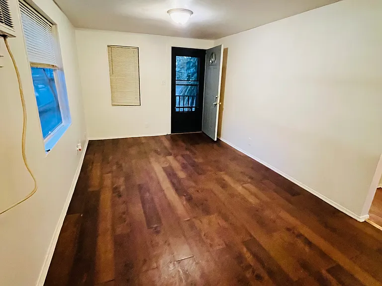 5325 Lime Ave — Photo 13