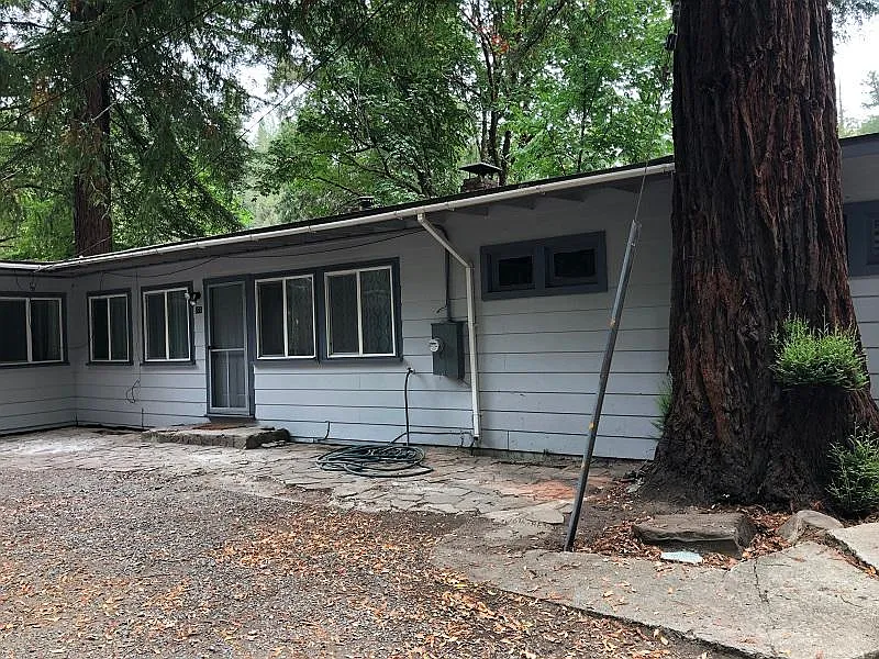 271 Eel River Ln — Photo 1
