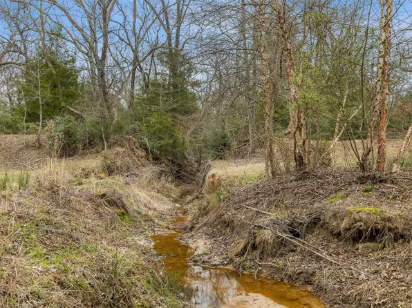 734 Fcr #381, Buffalo, TX 75831