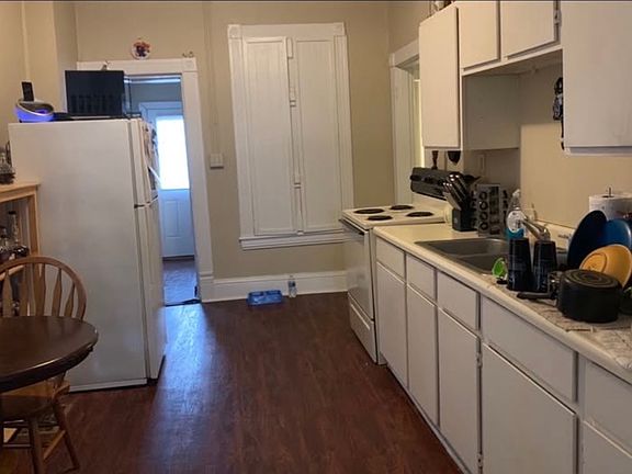 2nd image of 119 Hagerman Ct APT 1