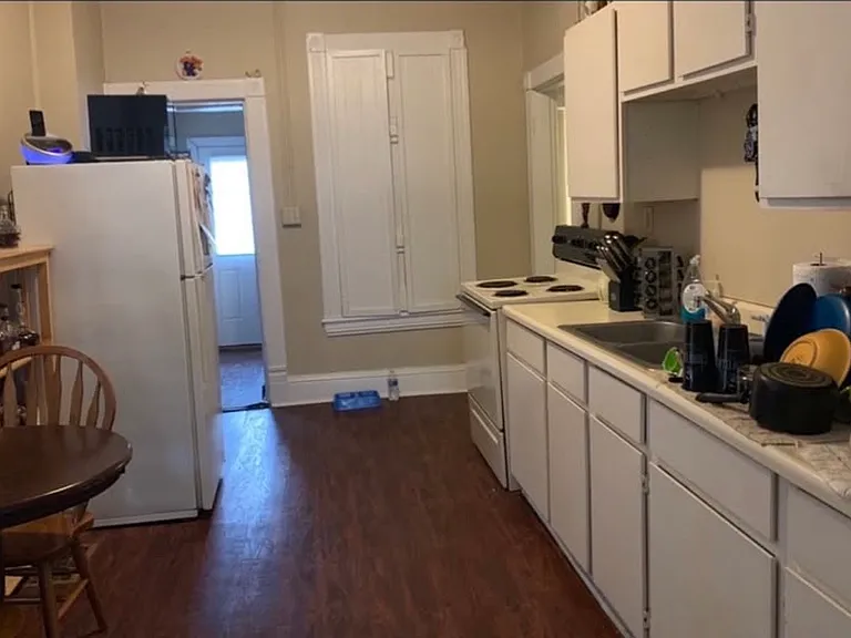 119 Hagerman Ct #1 — Photo 2