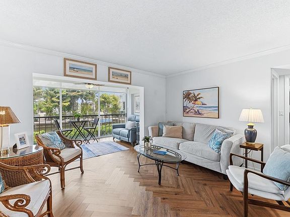 5th image of 1100 Little Neck CT #F52