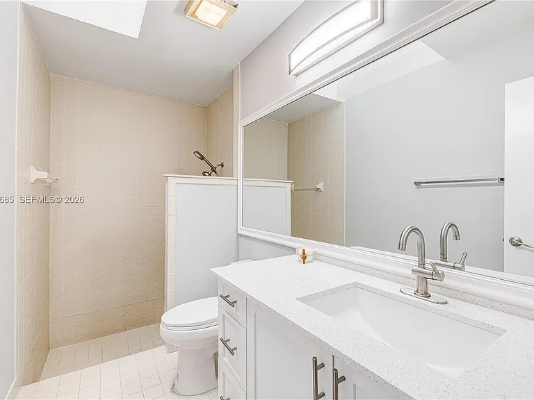 11301 SW 4th St — Photo 18