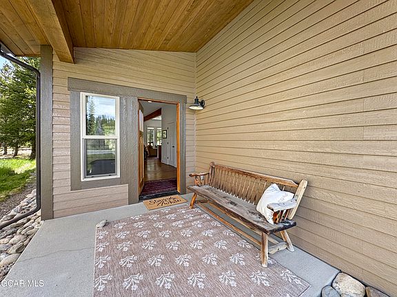 4th image of 306 Mountain Willow Drive