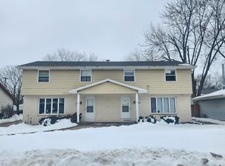 719 N Hawthorne Dr, Appleton, WI 54915