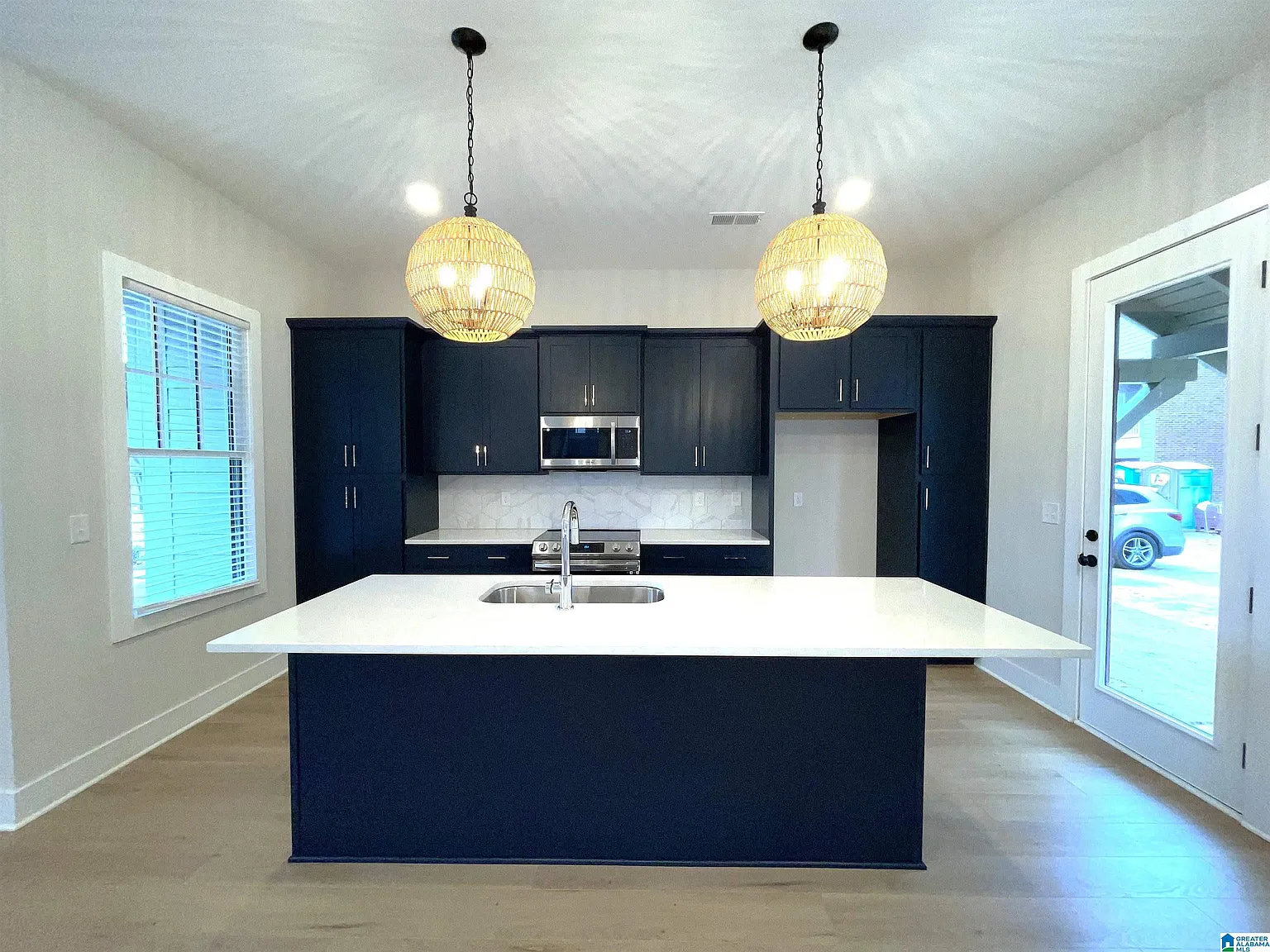 2 bed, 2.5 bath, $2,250 — Photo 3