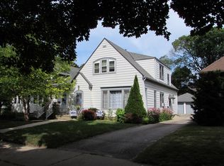 4348 N Woodburn St, Milwaukee, WI 53211