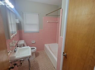 121 McArthur Dr APT 3, Louisville, KY 40207