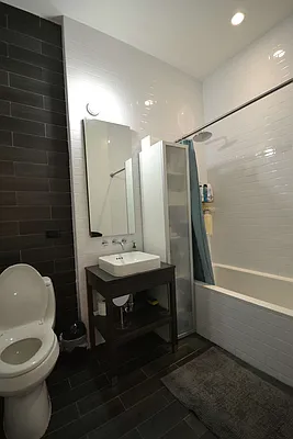 Rented by Bold New York | media 15