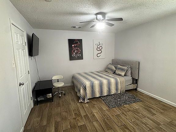 2nd image of 7543 Forest Glen Rd