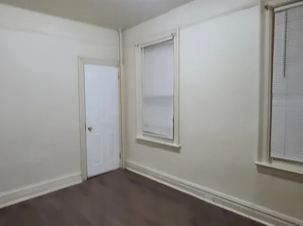 29 Roosevelt Avenue image 10 of 19