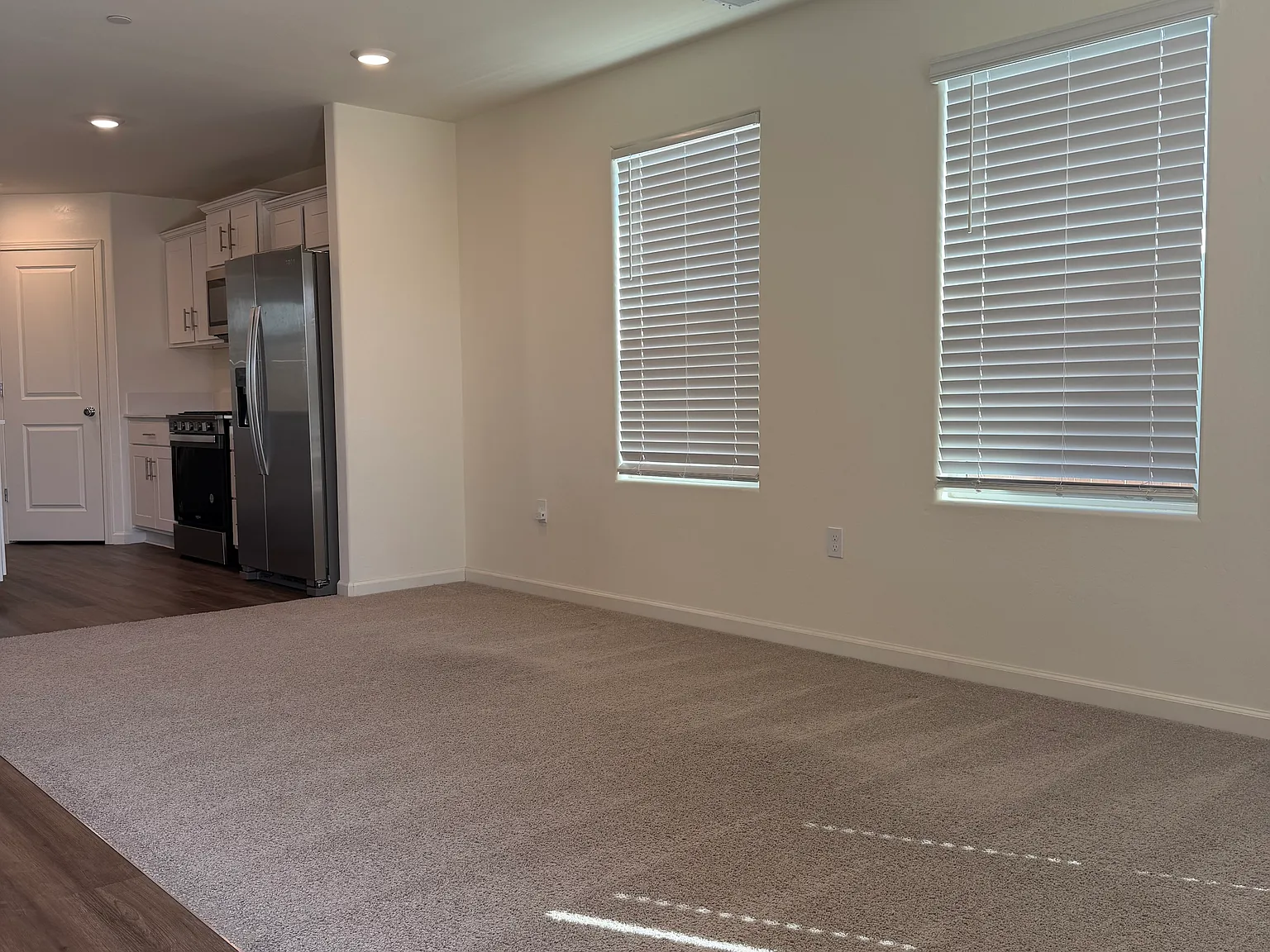 5 bed, 2108 sqft, $2,750 — Photo 3