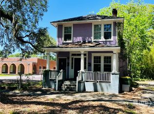 636 E 37th St, Savannah, GA 31401