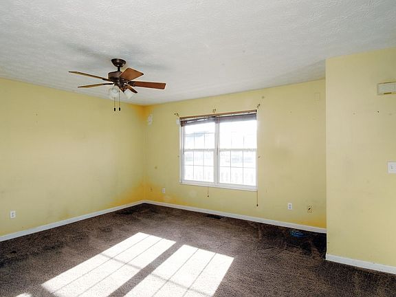 3rd image of 3372 Indian Meadows Dr