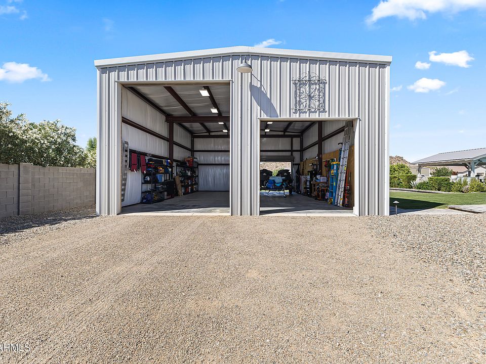1st image of 1648 W GAIL Road