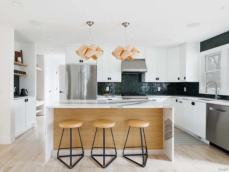 1700 Cedar Dr — Photo 8