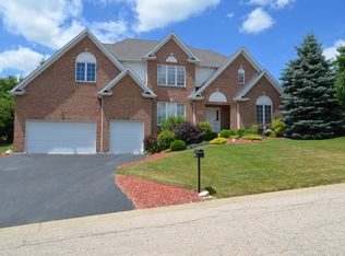 5217 Harry Ct, Crystal Lake, IL 60014