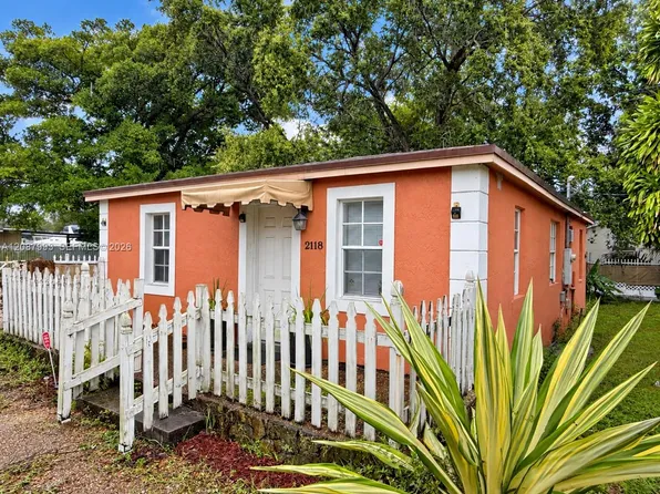 2118 NW 83rd St, Miami, FL 33147