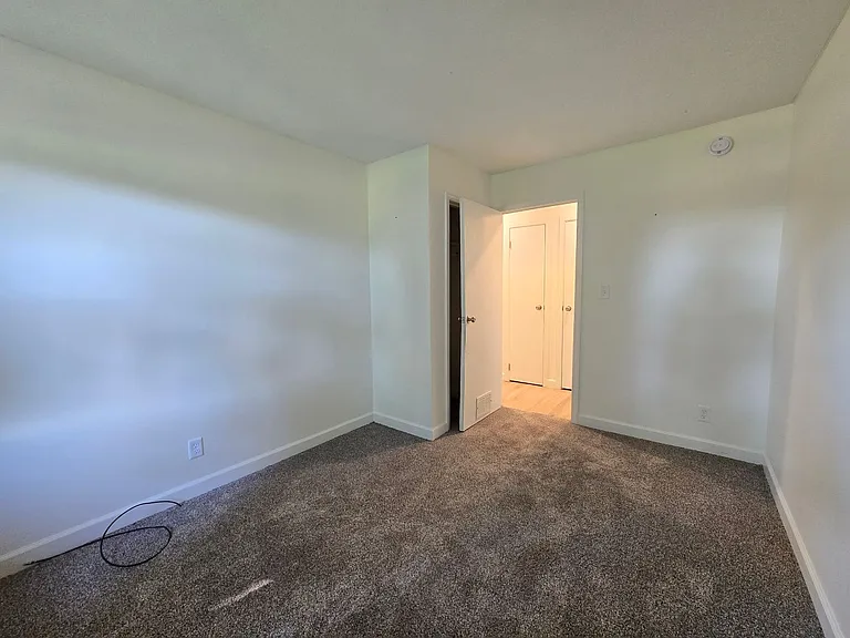 8224 Pine Ave — Photo 14