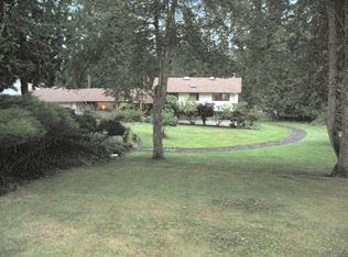 4003 Lakeway Dr, Sedro Woolley, WA 98229
