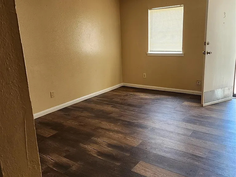 4311 Yellowstone Blvd #3 — Photo 9