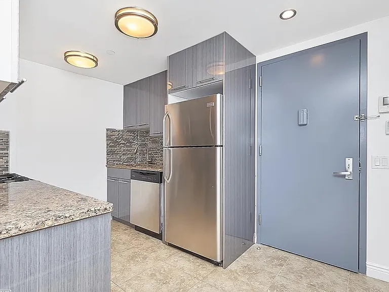3440 Guider Ave #2E — Photo 14