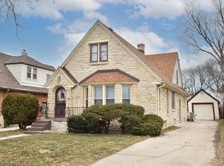 4516 N 24th St, Milwaukee, WI 53209