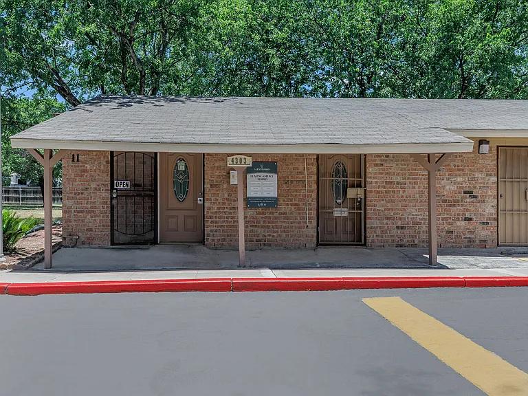 Glennwood Apartments — Photo 4