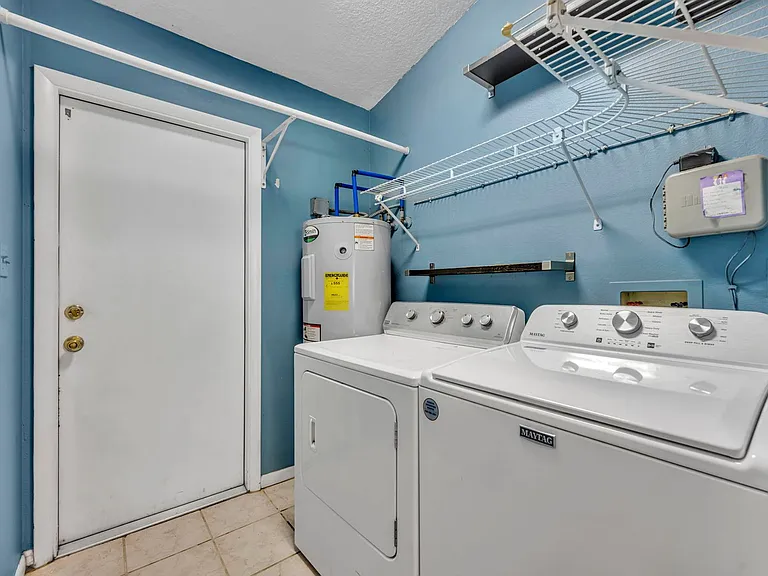 1816 Mizell Ave — Photo 29
