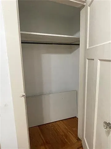 2320 Coliseum St #3 — Photo 8