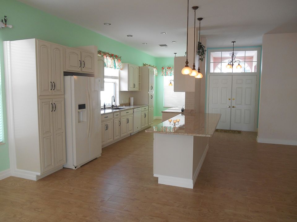 1st image of 2946 SW Brighton Way