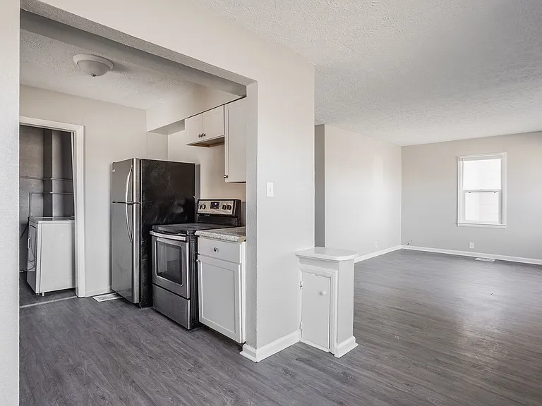 4309 Ralston Ave — Photo 10