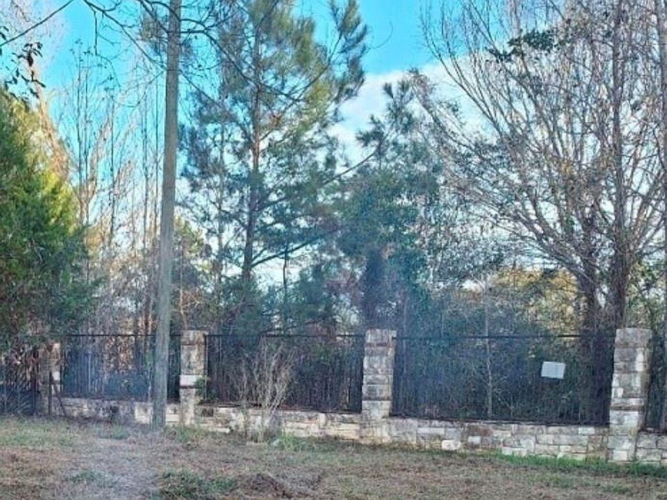 1st image of 1302 N Lake Dr