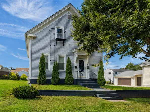 70 Martin St, East Providence, RI 02914