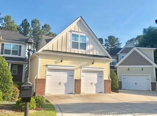 108 Pine Hawk Dr, Spring Lake, NC 28390