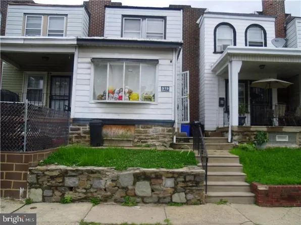 919 Brill St, Philadelphia, PA 19124