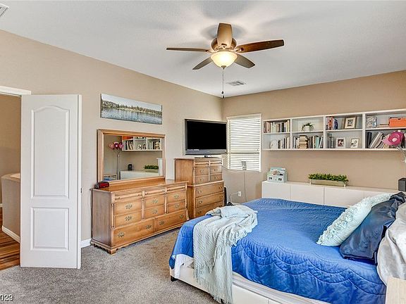 5th image of 8116 Chestnut Hollow Ave