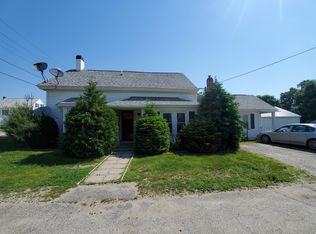 67 Main St, Winthrop, ME 04364