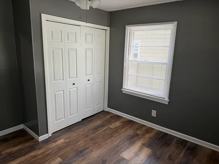 840 S Broadview Ave — Photo 10