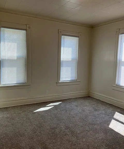 915 W Macqueen Ave — Photo 11
