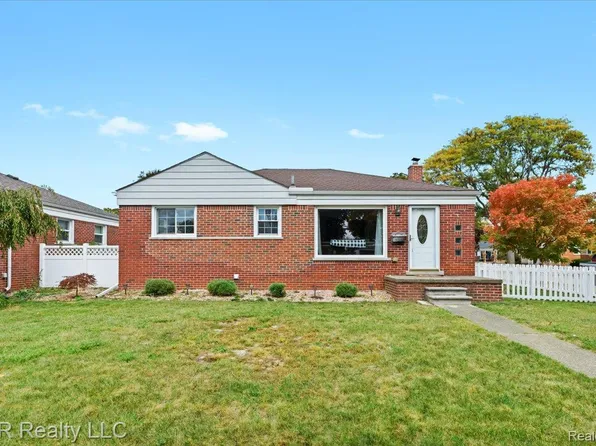 3236 S Margarette Ct, Trenton, MI 48183