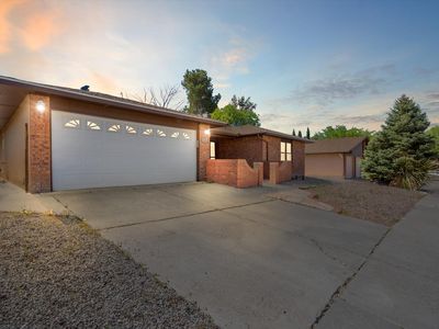 8604 Plymouth Rock Rd NE, Albuquerque, NM, 87109