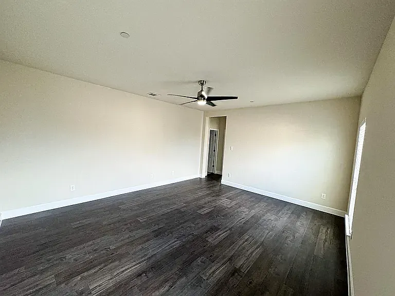 6712 Pistoia Dr — Photo 18