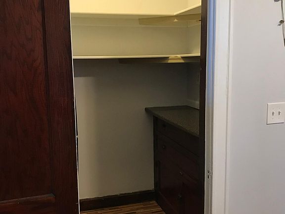 3rd image of 3613 S Hamilton Ave #1