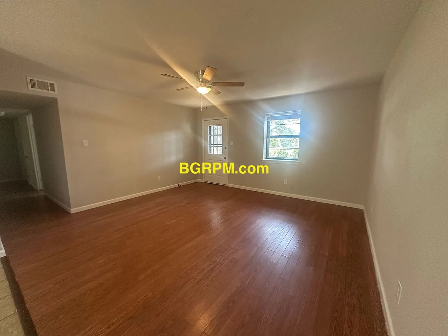 3 bed, 1 bath home. Located in cabot. — Photo 2