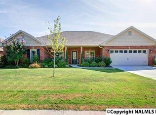 129 Legacy Trace Dr, Huntsville, AL 35806