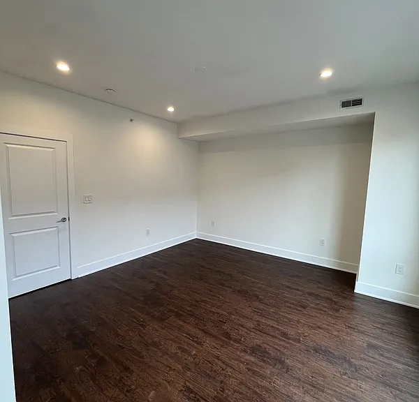 1219 N 5th St #2 — Photo 15