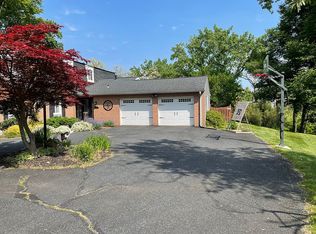 5 Linlow Ct, Towson, MD 21286
