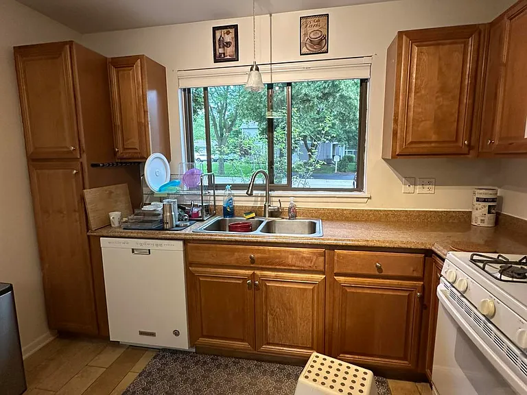947 Manchester Cir #947 — Photo 8